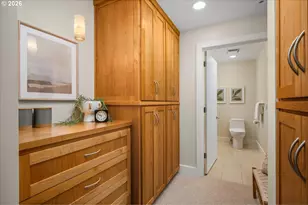 780 NW Westover Square, Portland, OR 97210 - Photo 32