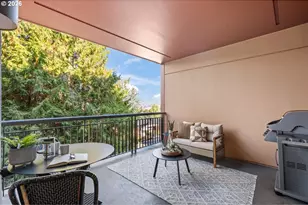780 NW Westover Square, Portland, OR 97210 - Photo 12