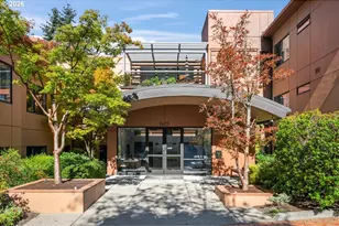 780 NW Westover Square, Portland, OR 97210 - Photo 2