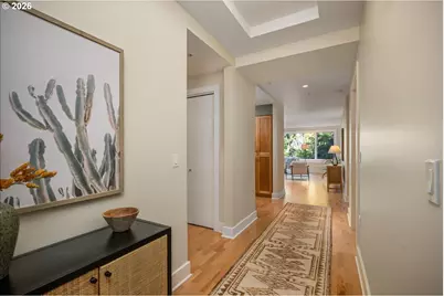 780 NW Westover Sq #3, Portland, OR 97210 - Photo 6