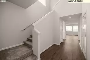 1192 Clemson, Woodburn, OR 97071 - Photo 6