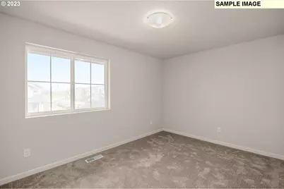 1192 Clemson, Woodburn, OR 97071 - Photo 28