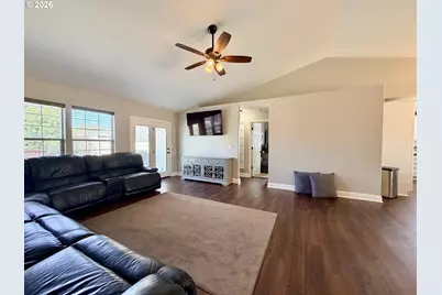 730 W Sandpiper Ave, Hermiston, OR 97838 - Photo 6