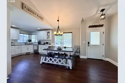 730 W Sandpiper Ave, Hermiston, OR 97838 - Photo 2