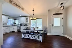 730 W Sandpiper Ave, Hermiston, OR 97838 - Photo 2