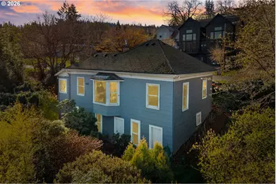 210 E Sherman Ave, Hood River, OR 97031 - Photo 30