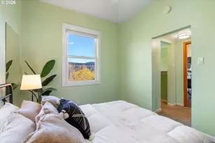 210 E Sherman Ave, Hood River, OR 97031 - Photo 20