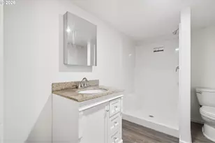 25757 Wildwood Rd, Veneta, OR 97487 - Photo 12