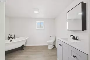 25757 Wildwood Rd, Veneta, OR 97487 - Photo 18