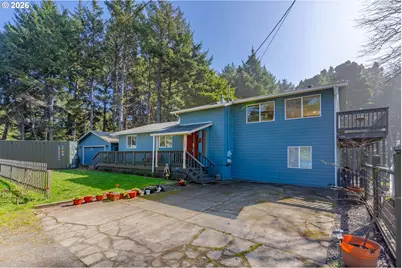 126 SE 145th Dr, South Beach, OR 97366 - Photo 2