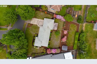 3095 Dapple Way, Eugene, OR 97401 - Photo 8