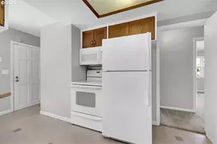 3095 Dapple Way, Eugene, OR 97401 - Photo 18