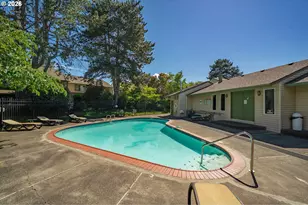 541 N Hayden Bay Dr, Portland, OR 97217 - Photo 30