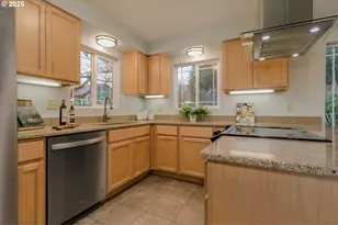 2984 Floral Hill Dr, Eugene, OR 97403 - Photo 4