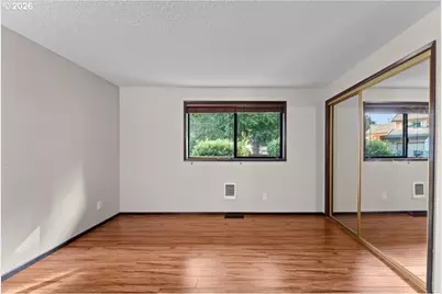 23520 NE Holladay Pl, Wood Village, OR 97060 - Photo 28