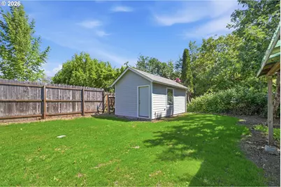 337 Knoop Ln, Eugene, OR 97404 - Photo 8