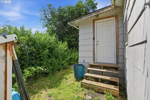 63715 Chamberlain Rd, Coos Bay, OR 97420 - Photo 24