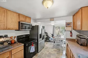 63715 Chamberlain Rd, Coos Bay, OR 97420 - Photo 8