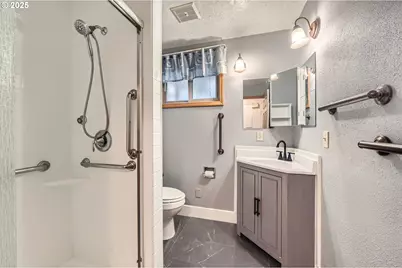 863 NE Fleming Ave #B-10, Gresham, OR 97030 - Photo 14