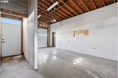 3730 SE 51st Ave, Portland, OR 97206 - Photo 32