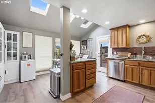 7340 SW Mallard Ct, Portland, OR 97223 - Photo 8