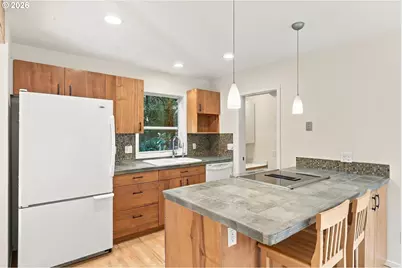 3921 SW Sweetbriar Dr, Portland, OR 97221 - Photo 12