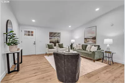 241 NW Wade St, Estacada, OR 97023 - Photo 12