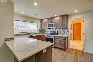 202 NW 114th St, Vancouver, WA 98685 - Photo 10