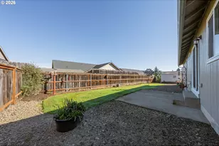 2579 Peachwood Ct, Sutherlin, OR 97479 - Photo 24