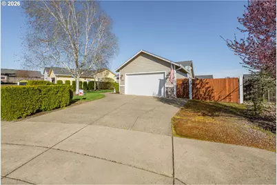 2579 Peachwood Ct, Sutherlin, OR 97479 - Photo 32