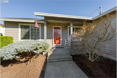 2579 Peachwood Ct, Sutherlin, OR 97479 - Photo 2