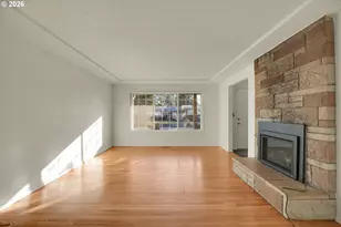 18601 SE Clinton St, Gresham, OR 97030 - Photo 6