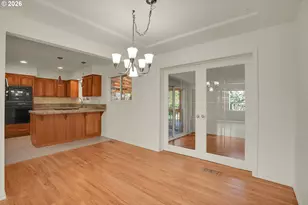 18601 SE Clinton St, Gresham, OR 97030 - Photo 10