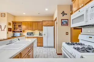 1720 Cooper St, Seaside, OR 97138 - Photo 16