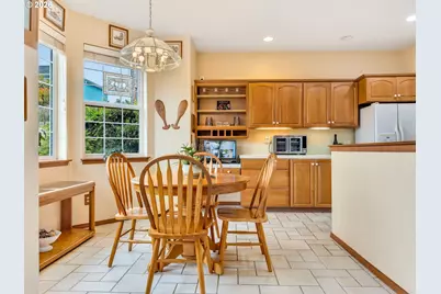 1720 Cooper St, Seaside, OR 97138 - Photo 12