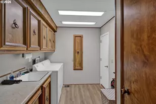 1601 Rhododendron Dr, Florence, OR 97439 - Photo 34