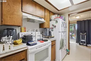 1675 N Danebo Ave, Eugene, OR 97402 - Photo 14