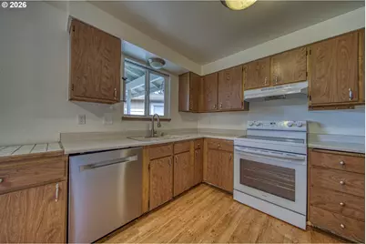821 Kevin Pl, Brookings, OR 97415 - Photo 24
