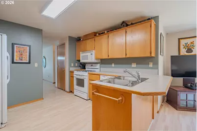16007 NE Hickory St, Vancouver, WA 98682 - Photo 10