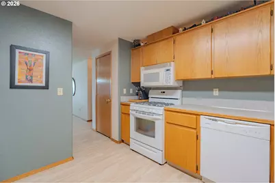 16007 NE Hickory St, Vancouver, WA 98682 - Photo 10