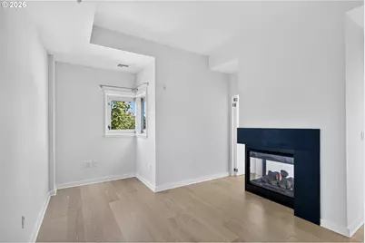 910 SE 42nd Ave #420, Portland, OR 97215 - Photo 8