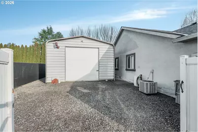 14208 NE 53rd St, Vancouver, WA 98682 - Photo 2