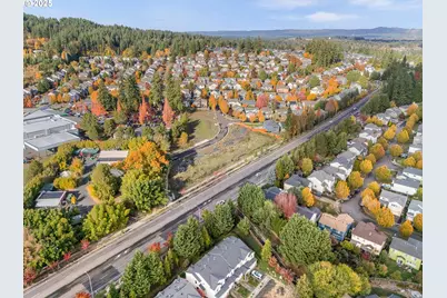 12450 SW Curlew Pl, Beaverton, OR 97007 - Photo 10