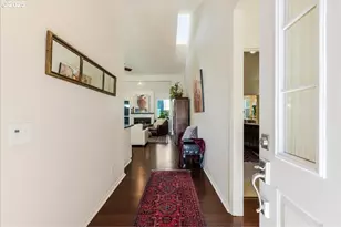 5725 Windfield Loop, Lake Oswego, OR 97035 - Photo 4