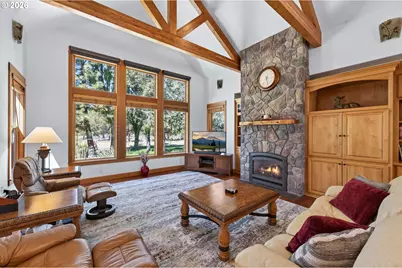 17690 Mountain View Rd SW, Sisters, OR 97759 - Photo 6