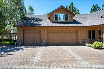 17690 Mountain View Rd SW, Sisters, OR 97759 - Photo 2