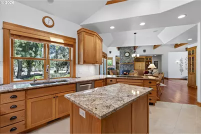 17690 Mountain View Rd SW, Sisters, OR 97759 - Photo 14
