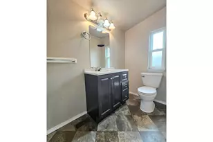 4285 Fergus Ave, Eugene, OR 97402 - Photo 8