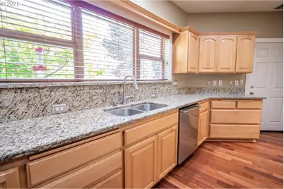 278 Rockridge Ct, Eugene, OR 97405 - Photo 10