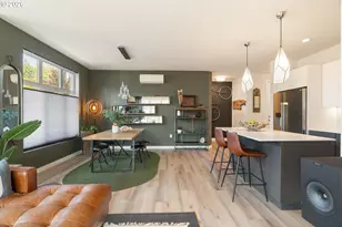 425 NE Bryant St, Portland, OR 97211 - Photo 18